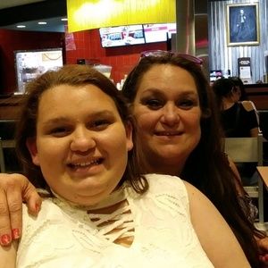 Meet your Posher, Waynette